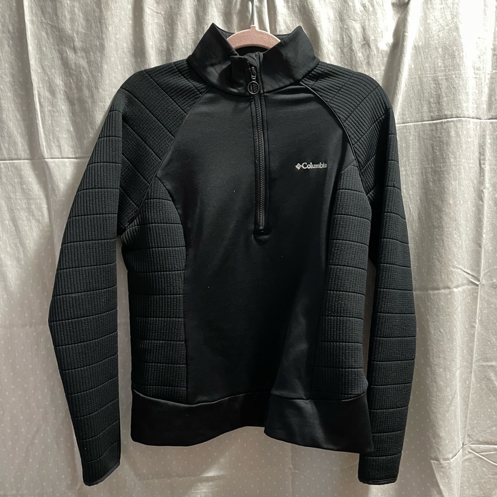 COLOMBIA QUARTER ZIP SWEATER